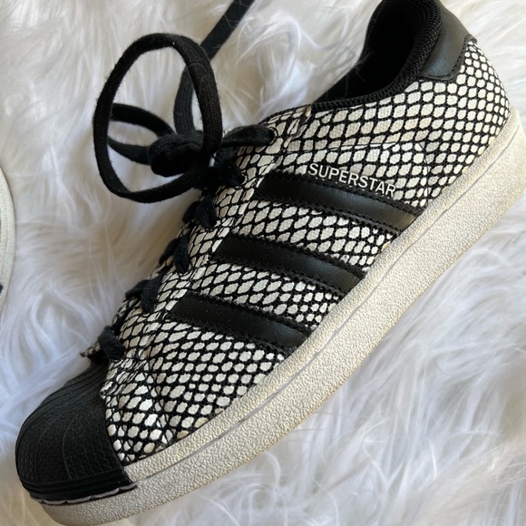 Adidas Superstar Snakeprint Sneaker - Picture 8 of 16